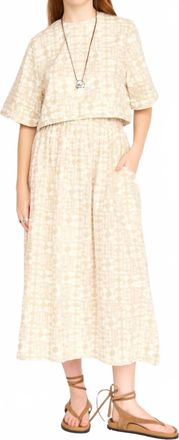 Mirth Cropped Field Top In Sandcastle