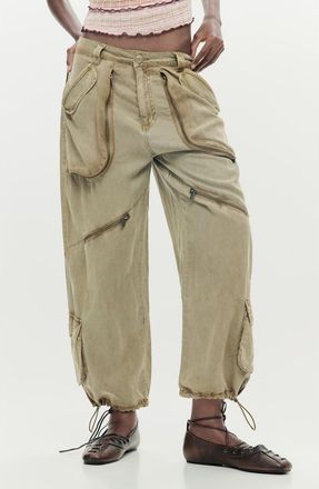 Desigual Cargo Pants in Sand at Nordstrom, Size X-Large