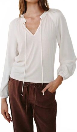 Bella Dahl Long Sleeve Raglan Mixed Shirt In Ivory Stone