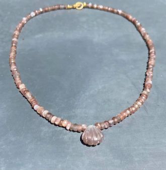 Heather Kahn Womens Shell Beach Necklace In Mocha
