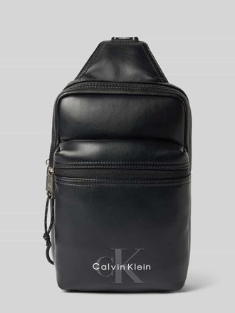Calvin Klein Herren Umh&auml;ngetasche mit Label-Pr&auml;gung in Black, Gr&ouml;&szlig;e 1