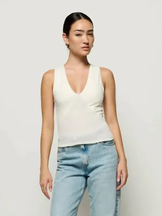 Nation Ltd Evalina V Neck Tank Top In Porcelain