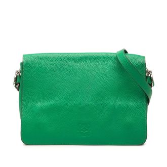 Loewe Tweedehands Pebbled Kalfsleer Anagram Flap Crossbody