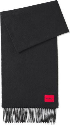 HUGO BOSS Versatile woven scarf in a wool blend