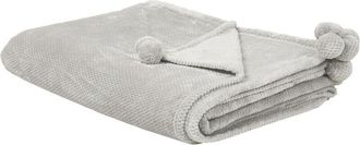 Beliani Manta De Poli&eacute;ster Suave Gris Claro 200 X 220 Cm Con Pompones Saitler