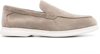 Doucal's round-toe suede loafers - men - Calf Suede/Rubber/Calf Leather - 39.5 - Neutrals