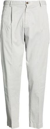 Out / Fit BOTTOMWEAR - Pantaloni su YOOX.COM