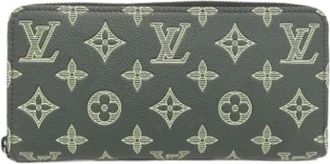 Louis Vuitton Pre-owned Wallets, male, Green, Size: ONE SIZE Pre-owned Monogram Shadow Long wallet (bi-fold)