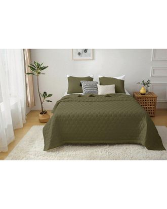 St. James Home Better Style Honeycomb Quilt Set