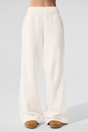 Alo | Serenity Wide Leg Sweatpant in Ivory White, Size: Medium