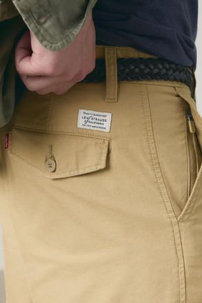 Levi's Shorts XX Chino Authentic Relaxed Lightweight - Hombre - 29X8 - Crema / Harvest Gold Twill
