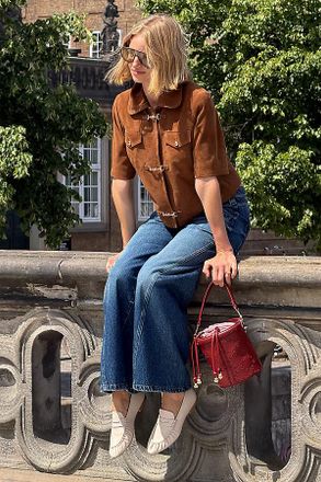 Pilcro Kenny High-Rise Tapered Barrel Jeans