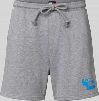 Tommy Jeans Relaxed Fit Sweatshorts aus reiner Baumwolle in Hellgrau Melange, Größe XXL