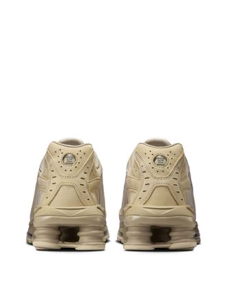 Nike Shox Ride Sneaker - Beige