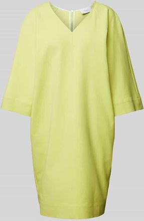 More Knielanges Kleid mit V-Ausschnitt in Neon Gelb, Gr&ouml;&szlig;e 34