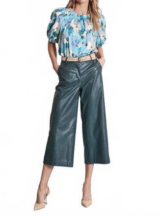 Tyler B&ouml;e Rebecca Pleather Crop Pants In Brunswick