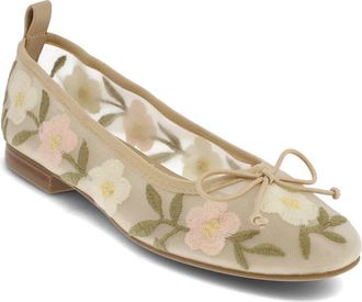 Mia Rubia Flat in Beige at Nordstrom Rack, Size 8.5