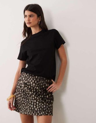 Asos minigonna con stampa fawn effetto spazzolato-Multicolore