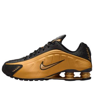 Nike Shox R4 Metallic Gold HQ1988-700