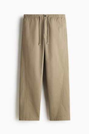 H&M Relaxed Fit Twisted Trousers in Khaki Green at Nordstrom, Size Xx-Large