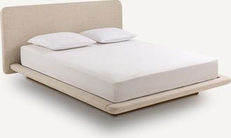 AM.PM Bed met essenhouten platform en stoffen bekleding, Slice