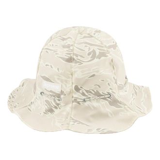 SUPREME Tiger Camo Reflective Tulip Hat White SUP-FW22-1100