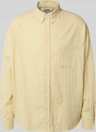 Weekday Oversized Freizeithemd mit Knopfleiste in Hellgelb, Gr&ouml;&szlig;e L