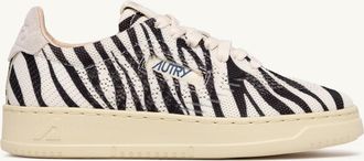 Autry MEDALIST EASEKNIT LOW SNEAKERS IN ZEBRA PRINT IVORY WHITE AND BLACK KNIT