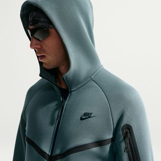 Nike Mens Tech Fleece Windrunner Full-Zip Jacket in Grey | HV0949-382