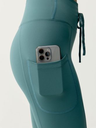 Born Living Yoga Legging Ariadna Cucumber