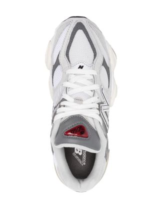 New Balance Sneaker - White