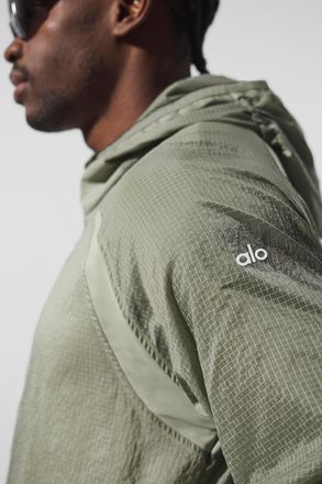 Alo | Game Time Ripstop Jacket in Limestone Green, Size: 2XL