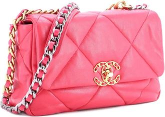 Chanel 19 Flap Bag Quilted Leather Medium crossbody bag - Roze