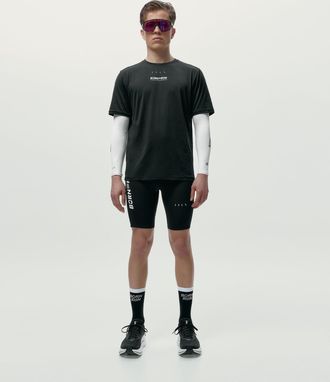 Born Living Yoga T-shirt Bering Black