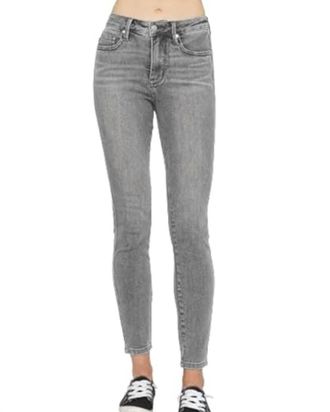 Judy Blue Mid Rise Skinny Jean In Grey Wash