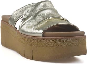 National Comfort Reneta Platform Leather Sandal in Gold at Nordstrom, Size 11