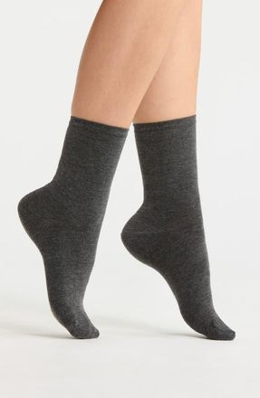 Nordstrom Solid Flat Knit Dress Socks in Charcoal Heather at Nordstrom, Size 9