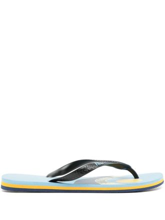 Maison Kitsun&eacute; x Havaianas logo-embossed flip flops - men - Rubber/Rubber/PVC - 39 - Blue