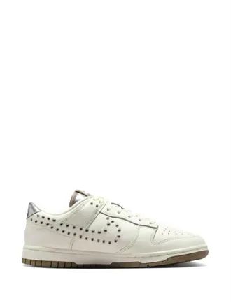 Nike Womens Dunk Low Shoes In Sail Metallic Silver