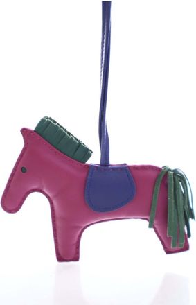 Herm&egrave;s Rouse Poupre Milo Lambskin Grigri Rodeo Bag Charm MM