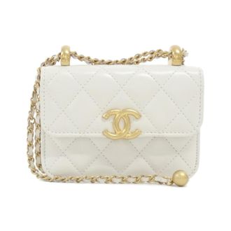 Chanel White Leather Coin Purse/Coin Case (Pre-Owned)