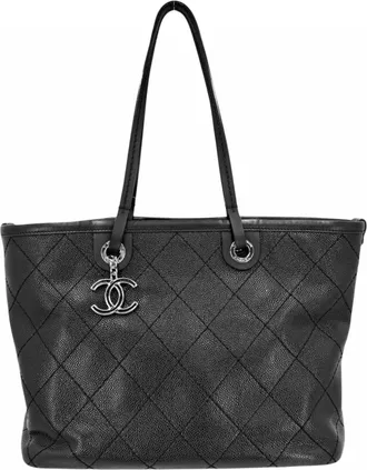 Chanel Black Leather Grained Calfskin Handbag Tote Bag (Pre-Owned)