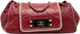 Chanel Pre-owned Shoulder Bags, female, Red, Size: ONE SIZE Pre-owned Classic Flap Shoulder Bag