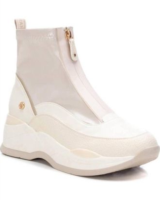 Xti Womens Sport Booties In Light Beige