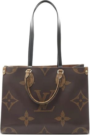 Louis Vuitton 2021 On-the-go schoudertas met MM monogram - Bruin