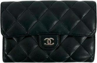 Chanel Pre-owned Wallets, female, Black, Size: ONE SIZE Pre-owned Matelasse Lambskin Short Wallet