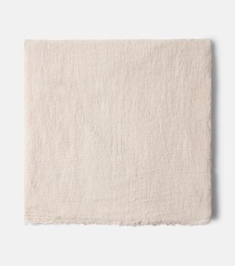 Maison de Vacances Linen cr&ecirc;pe throw