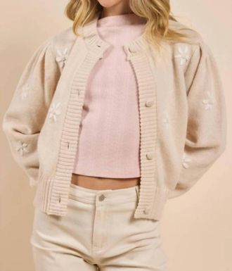 Sadie & Sage Pretty Daisy Cardigan In Cream