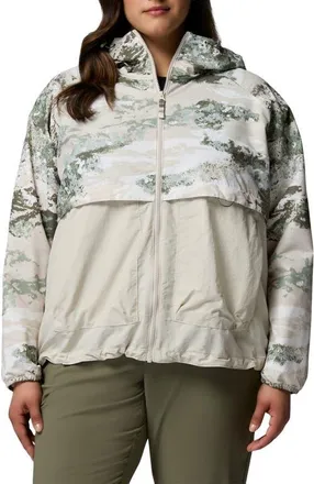 Columbia Spire Valley Print Water Repellent Windbreaker in Safari Fieldaze Print/Stone at Nordstrom, Size 1X