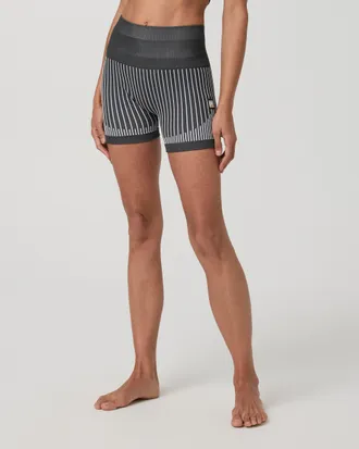 Vuori Clothing Bi-Color Seamless Bike Shorts 4 | Light Peach/Desert Mauve | XS, Size Extra Small